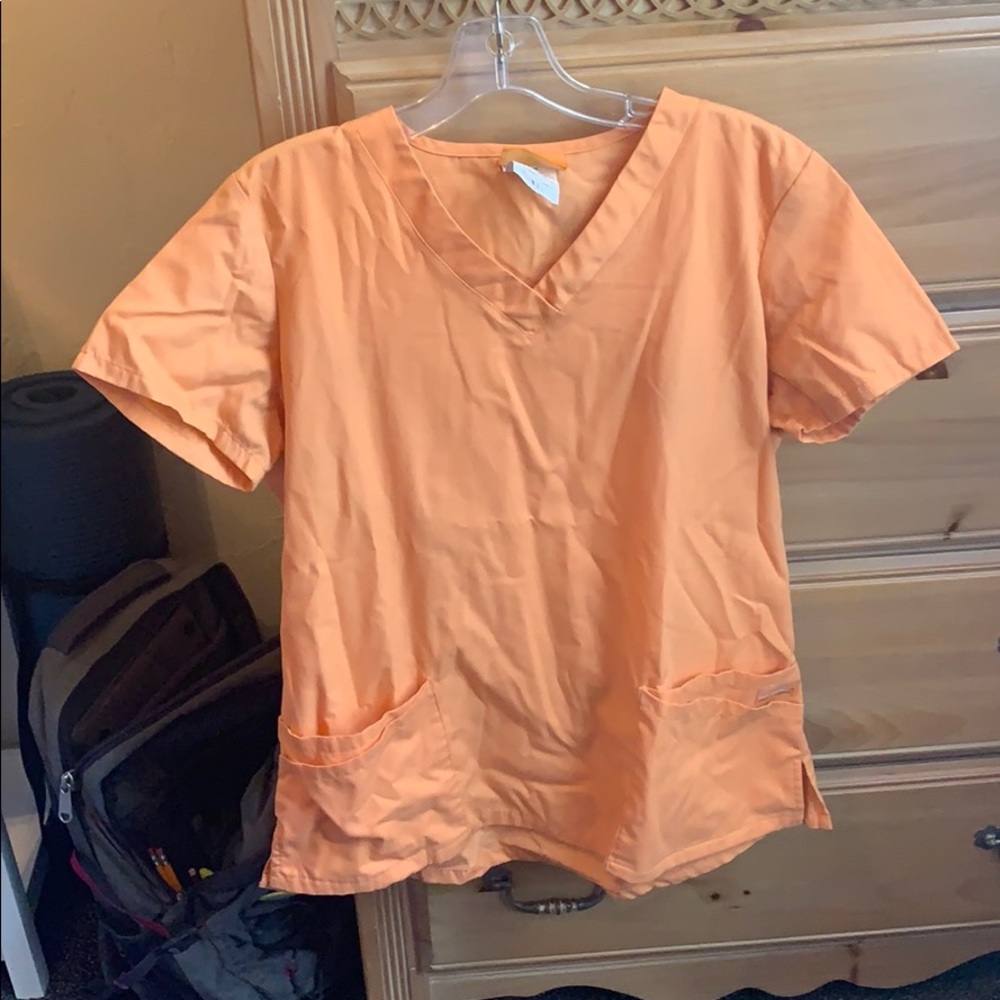 Scrub top